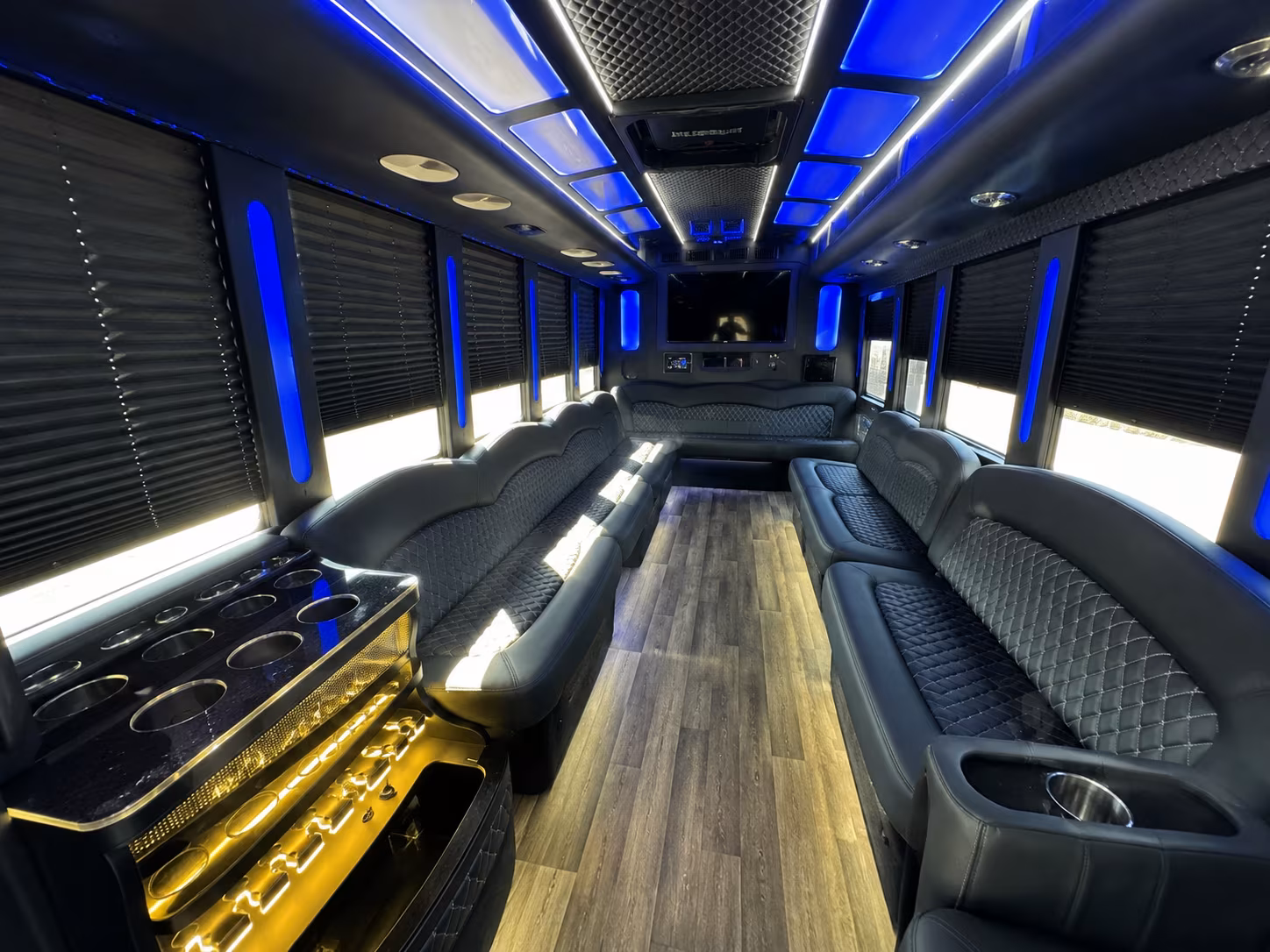 Lynwood Homecoming & Prom Party Bus Rentals