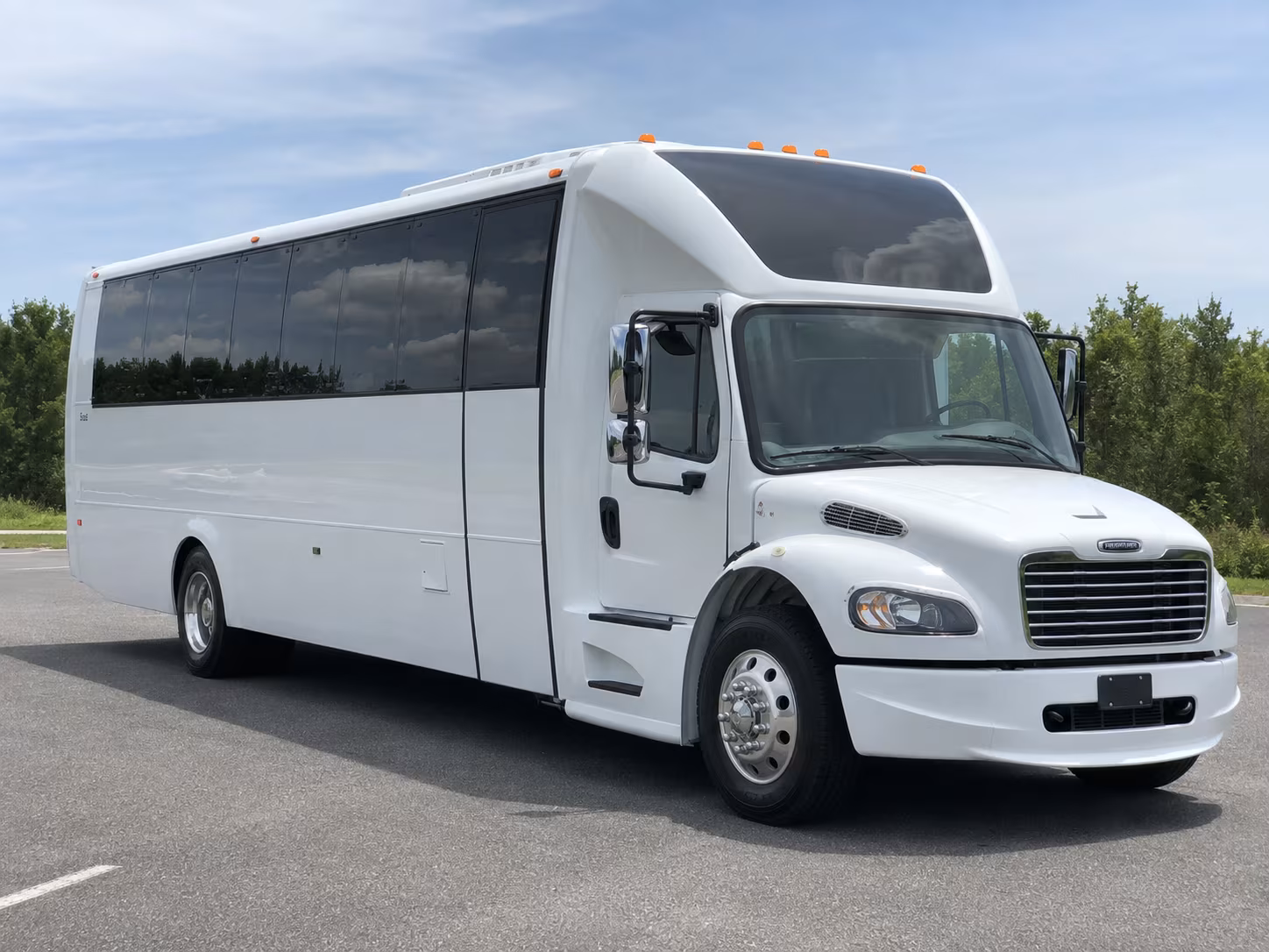 Redondo Beach Birthday, Sweet 16, & Quinceañera Party Bus Rentals
