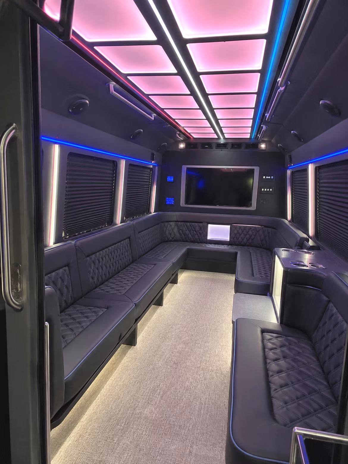 Redondo Beach Winery Tour & Pub Crawl Transportation
