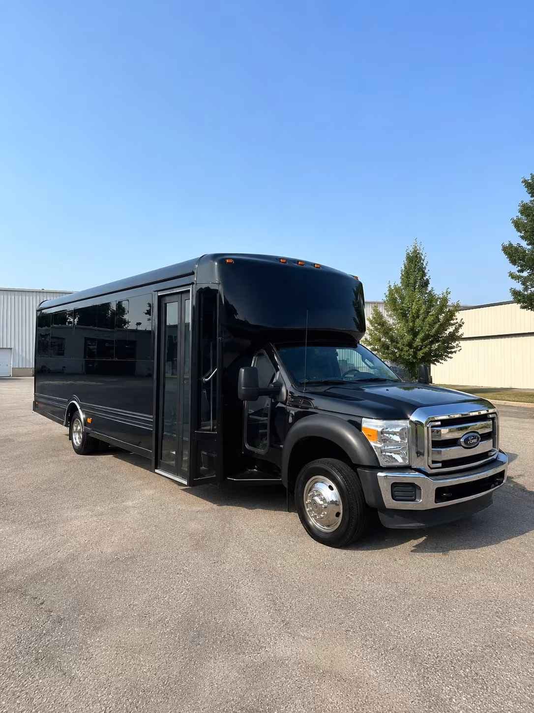 Torrance Birthday, Sweet 16, & Quinceañera Transportation onboard seating