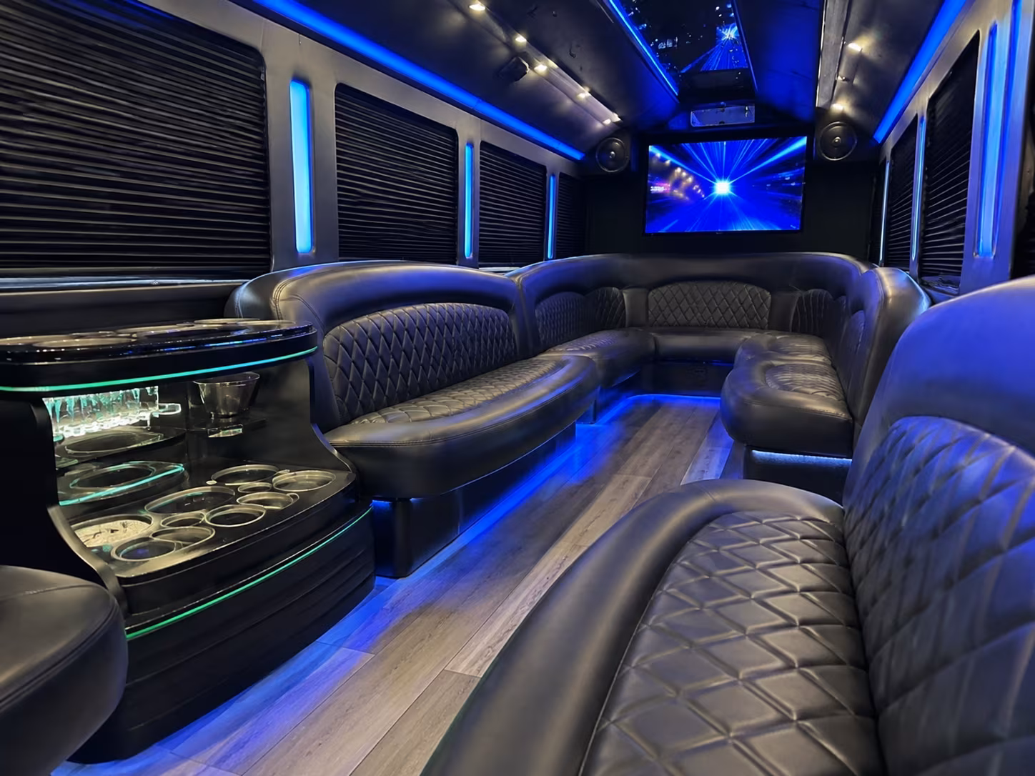 Torrance Winery Tour & Pub Crawl Transportation party bus exterior